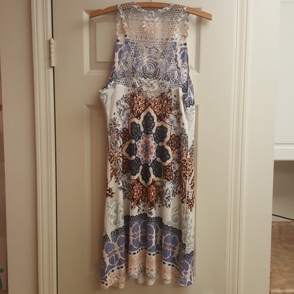 Dress by Crimson Ivy - Picture 2 of 5